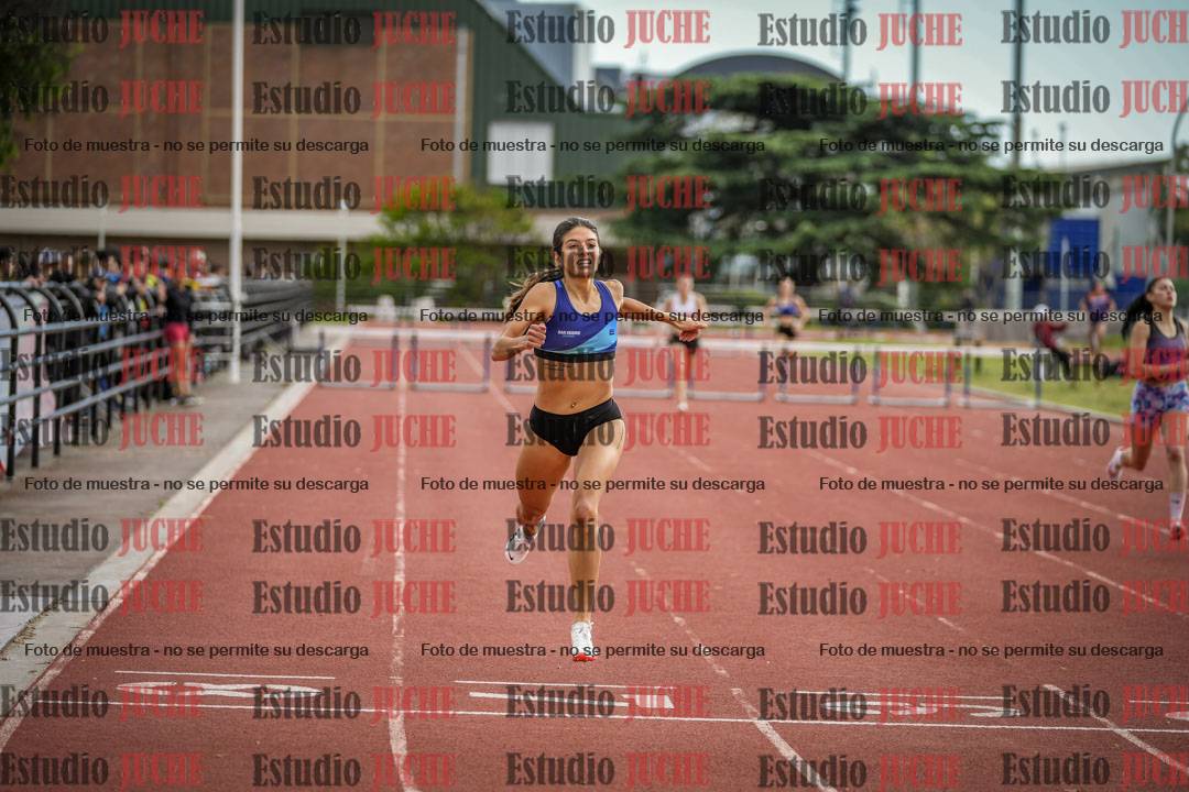 Fotos de los 400 m con vallas de mujeres