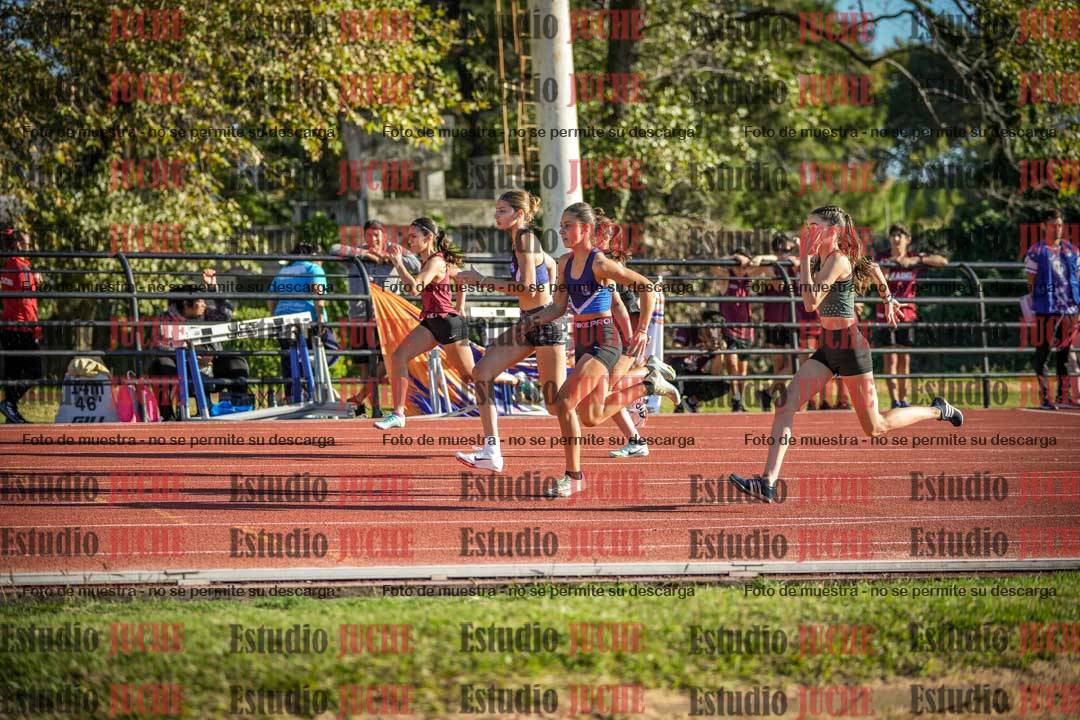 Fotos de los 100 m con vallas de mujeres