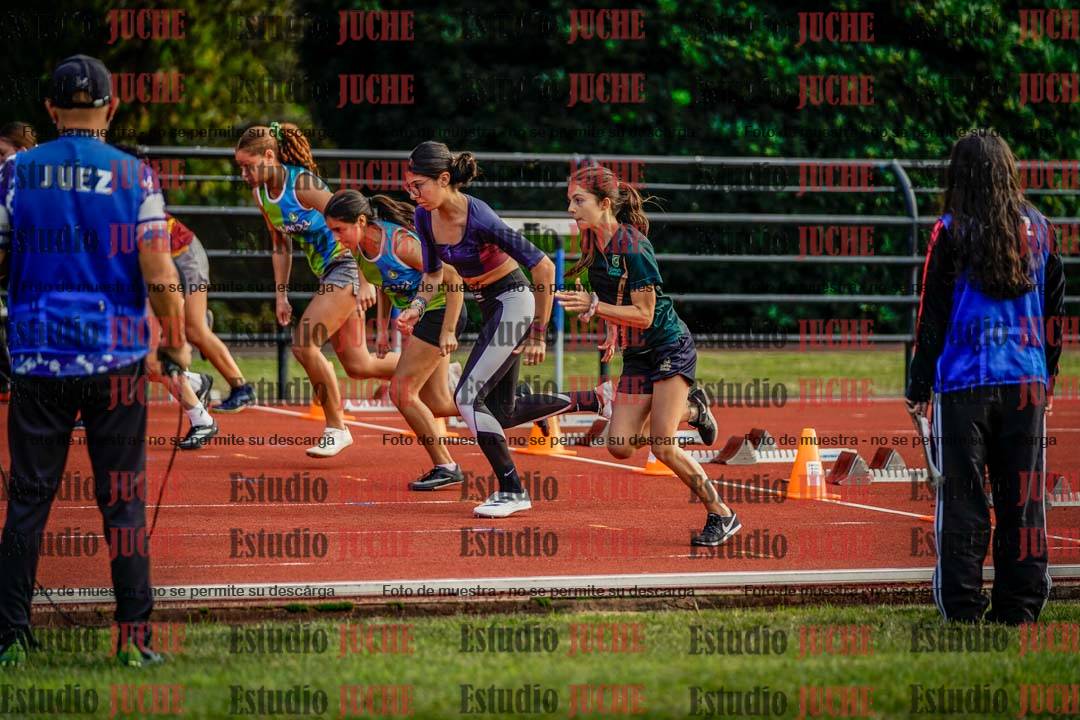 Fotos de los 80 m con vallas de mujeres
