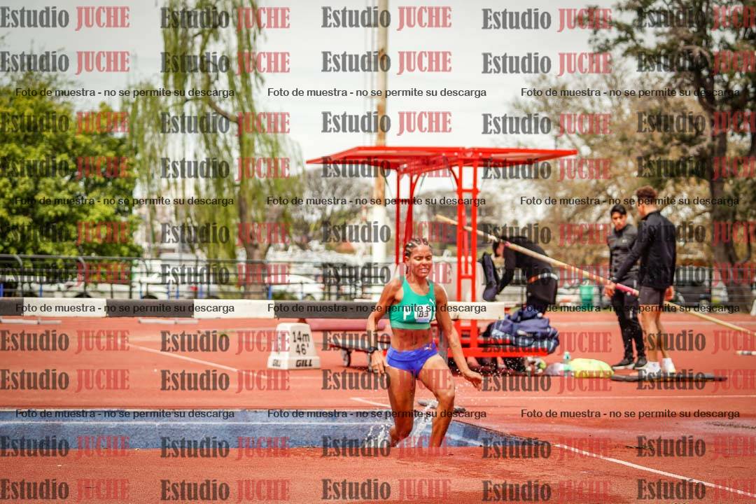 Fotos de los 2000 m con obstáculos de mujeres