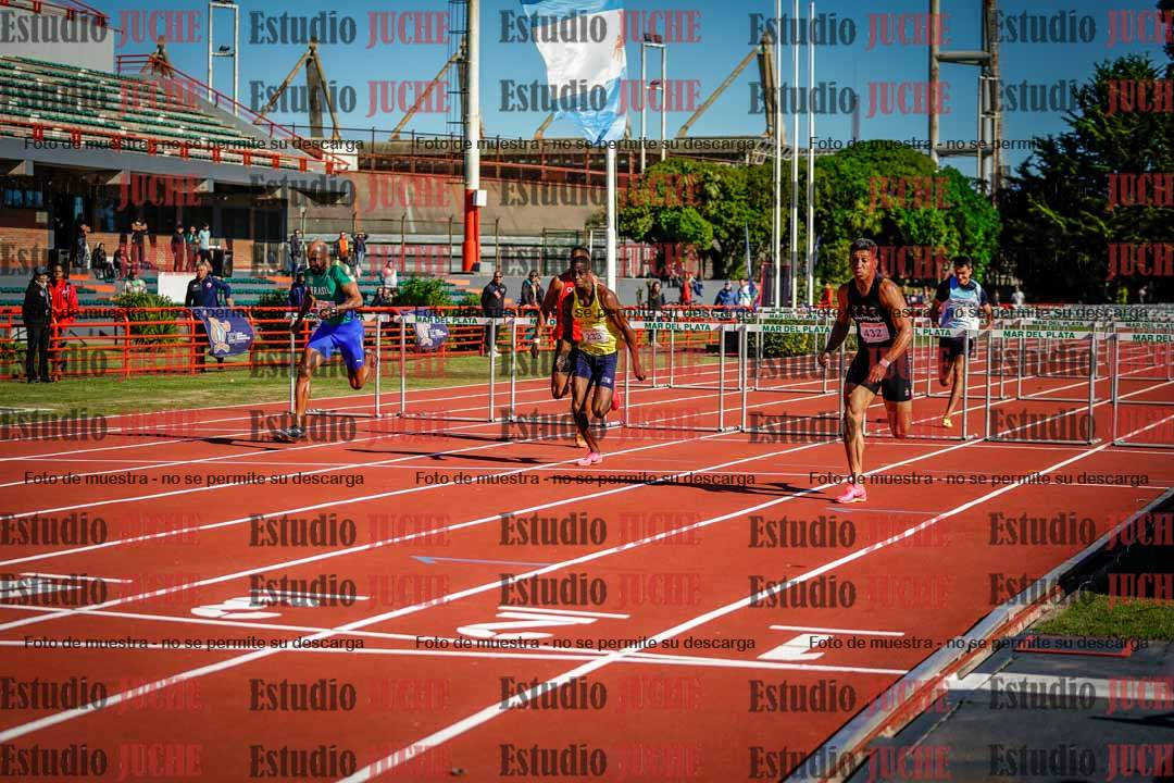 Fotos de los 100 m con vallas de varones - deca 6