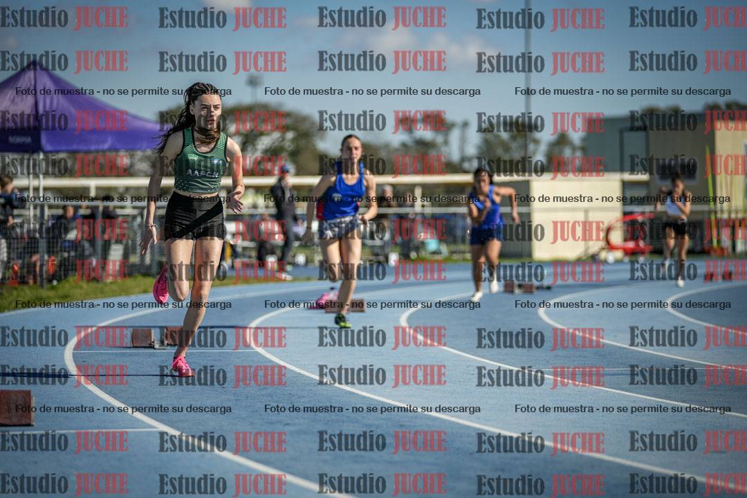 Fotos de los 400 m con vallas de mujeres