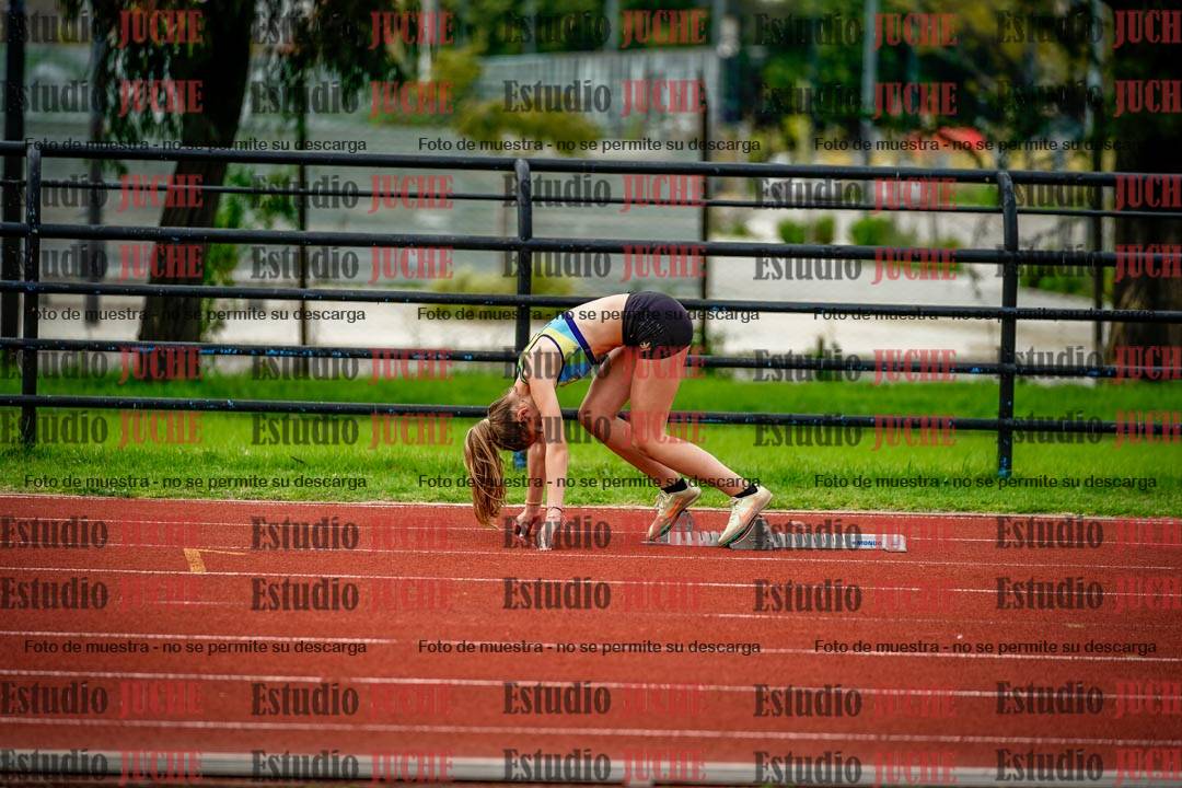 Fotos de los 295 m con vallas de mujeres