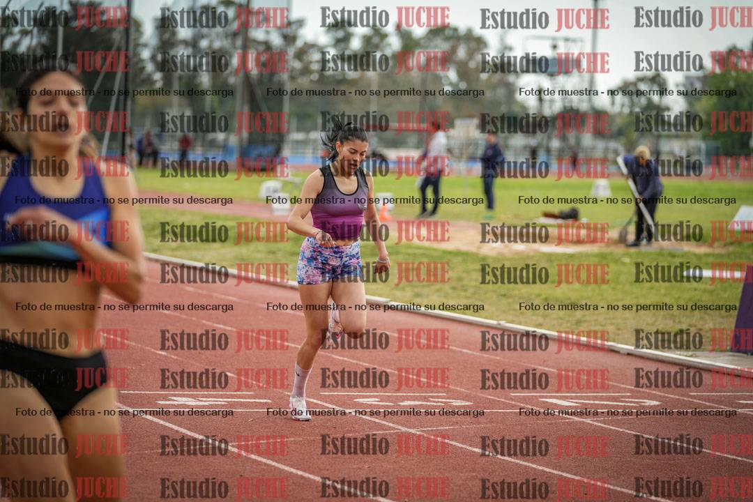 Fotos de los 400 m con vallas de mujeres