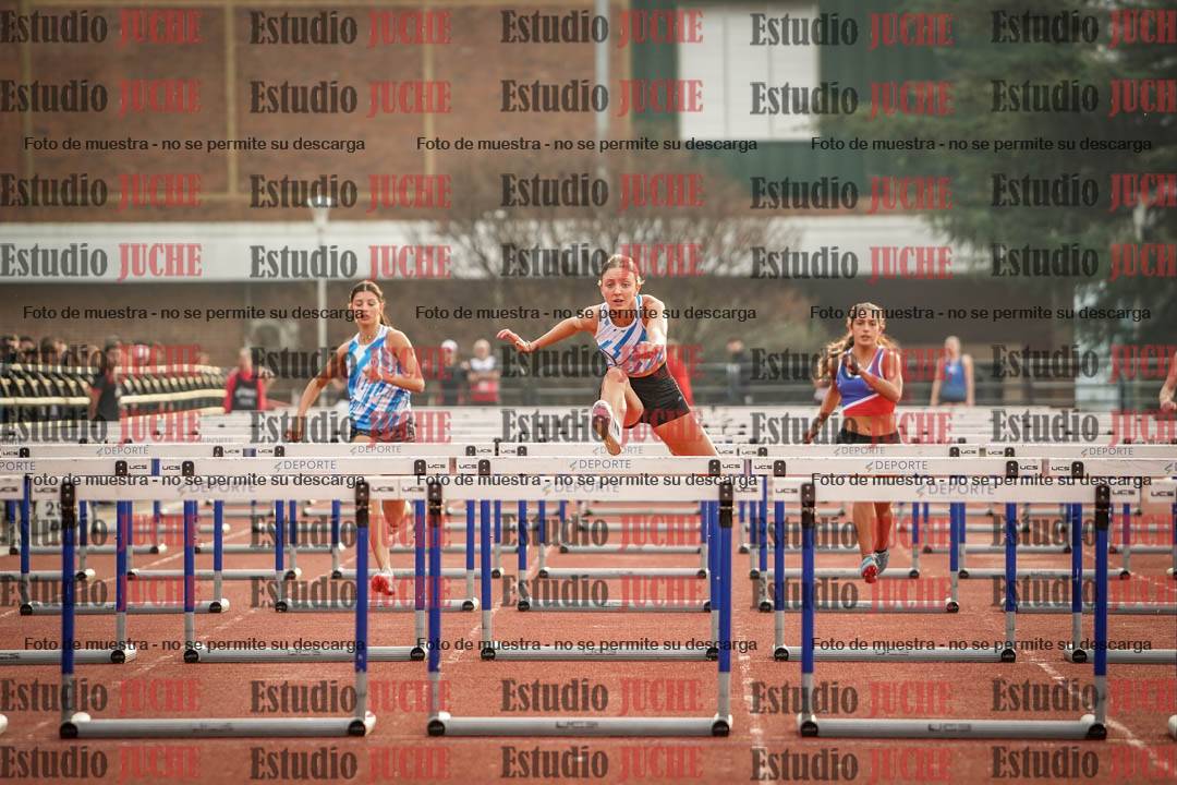 Fotos de los 100 m con vallas de mujeres