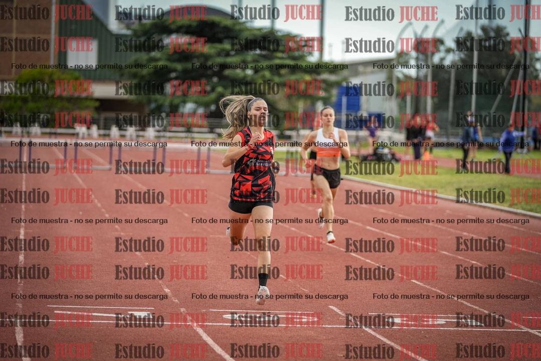 Fotos de los 400 m con vallas de mujeres