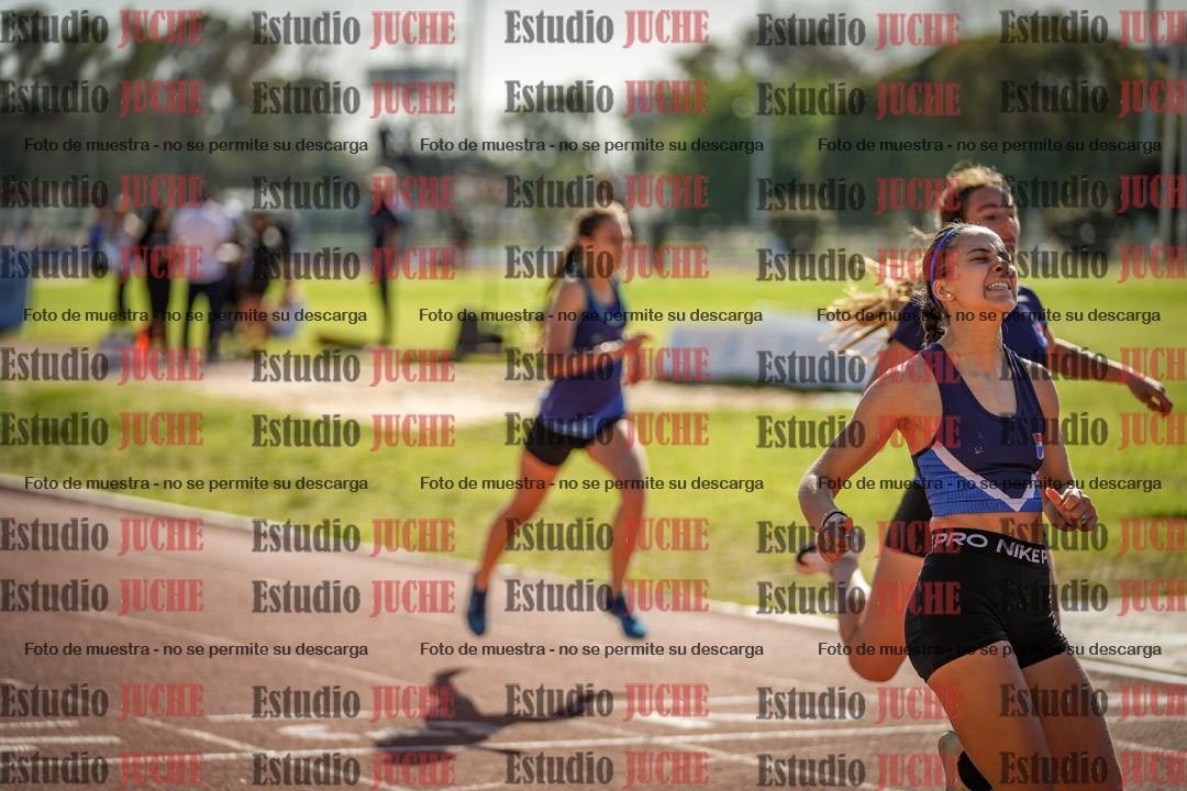 Fotos de los 295 m con vallas de mujeres