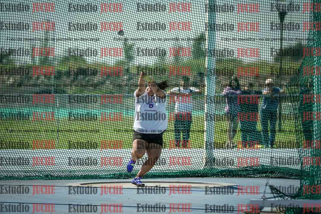 Fotos del lanzamiento del martillo de mujeres
