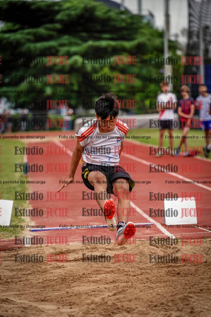 Fotos del salto en largo de varones - U14