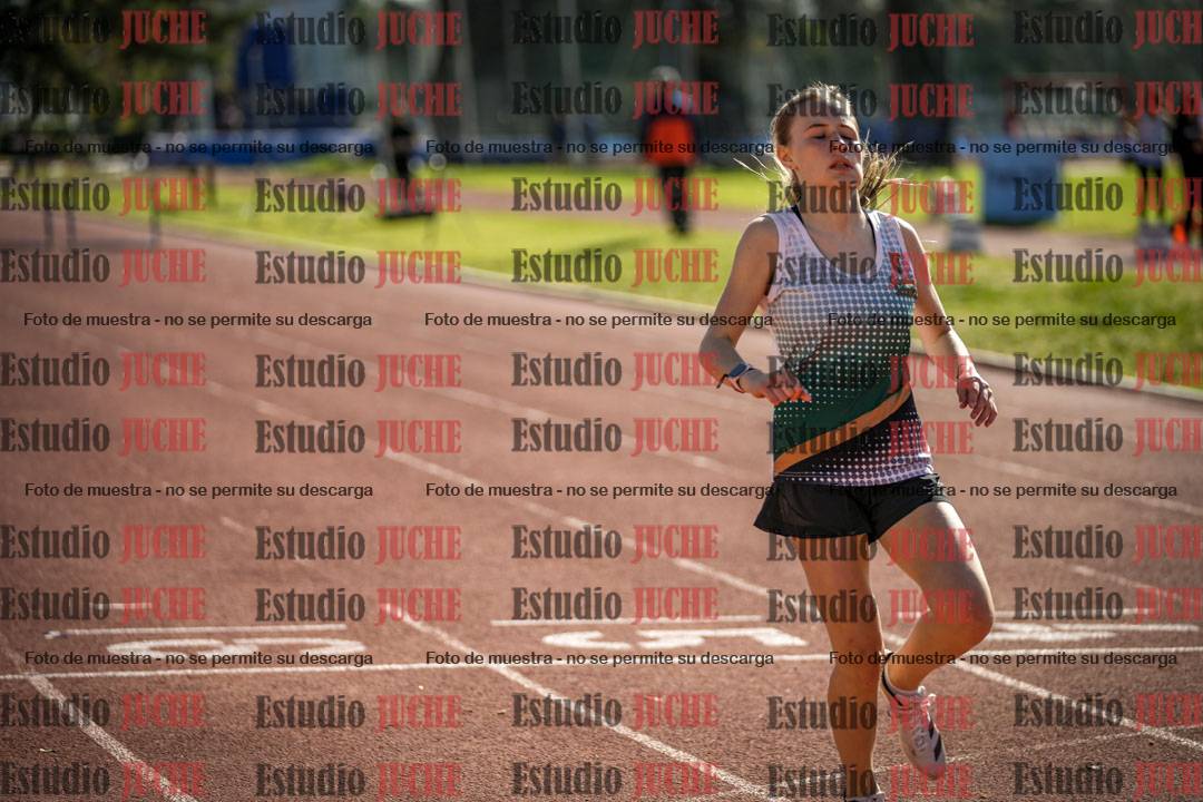 Fotos de los 295 m con vallas de mujeres