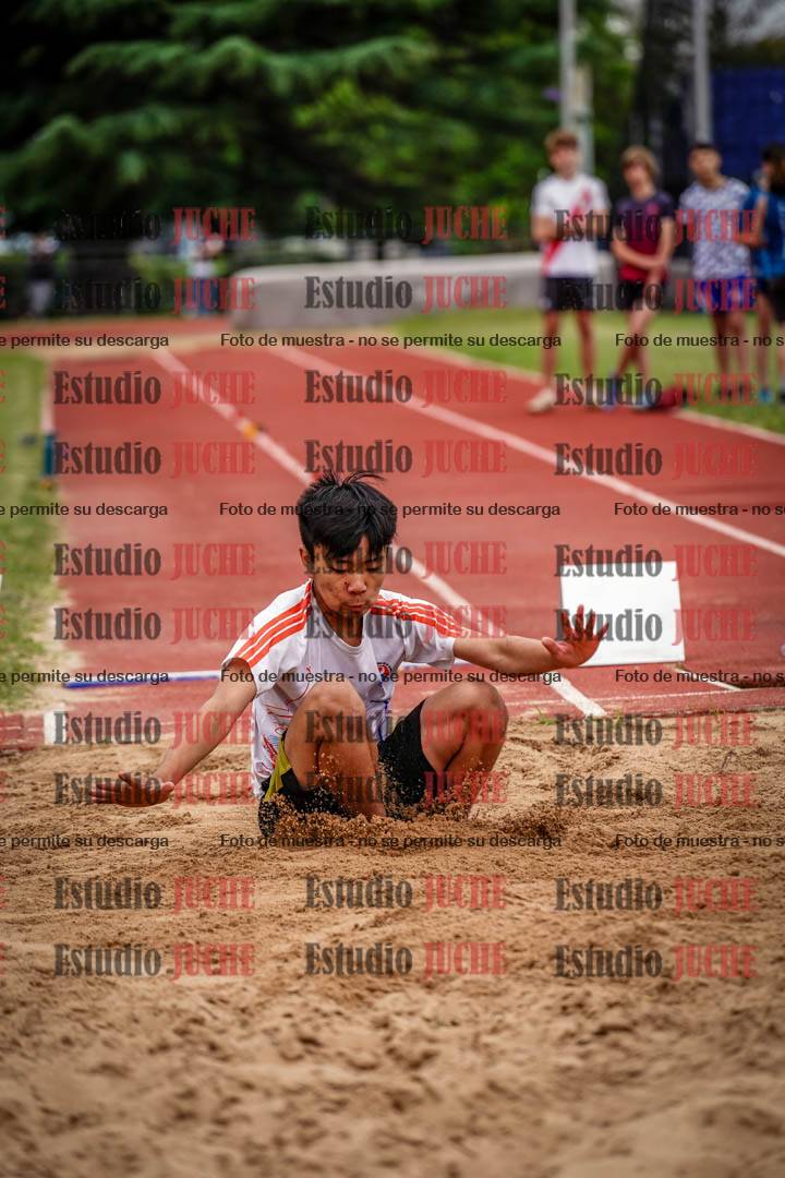 Fotos del salto en largo de varones - U14