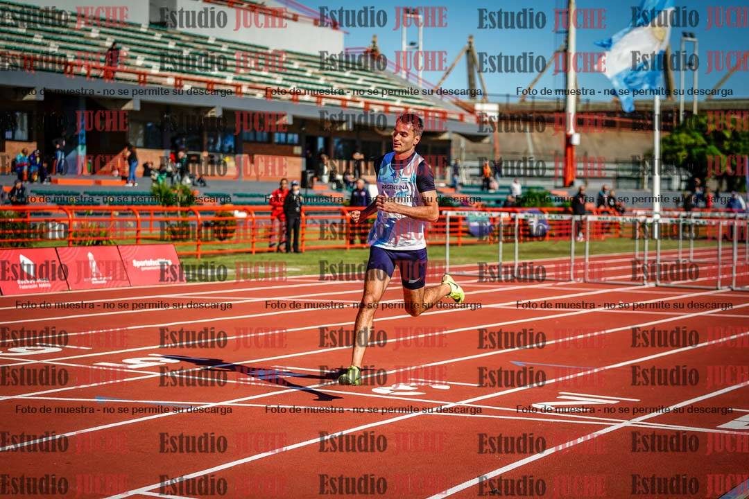 Fotos de los 100 m con vallas de varones - deca 6
