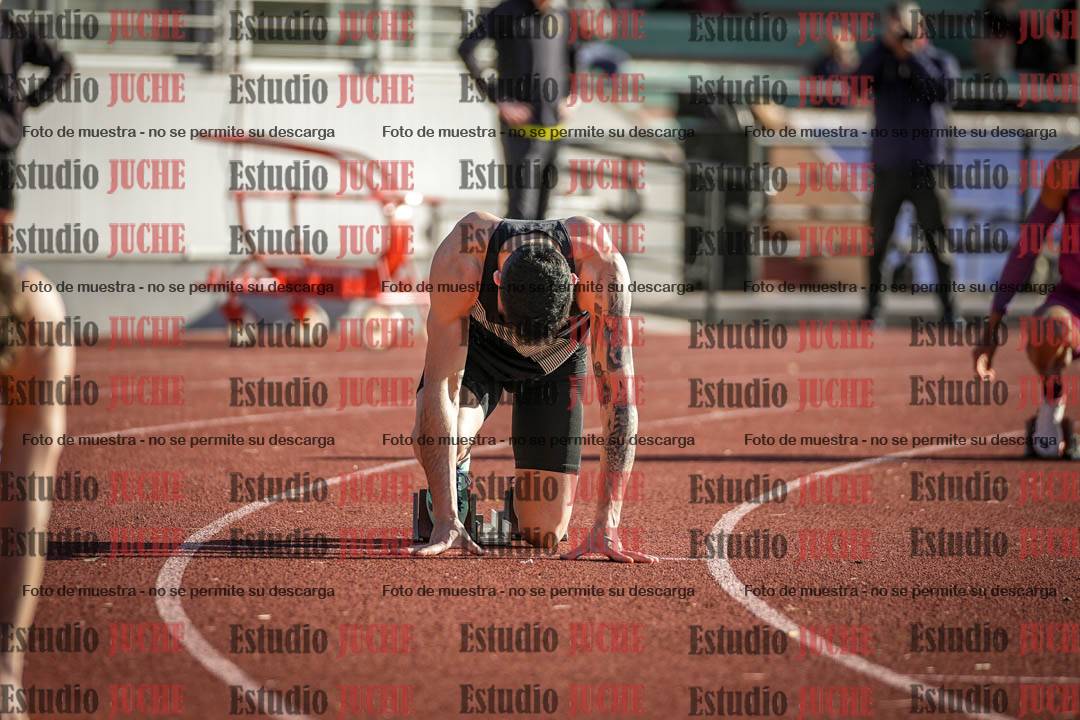 Fotos de los 400 m con vallas de varones