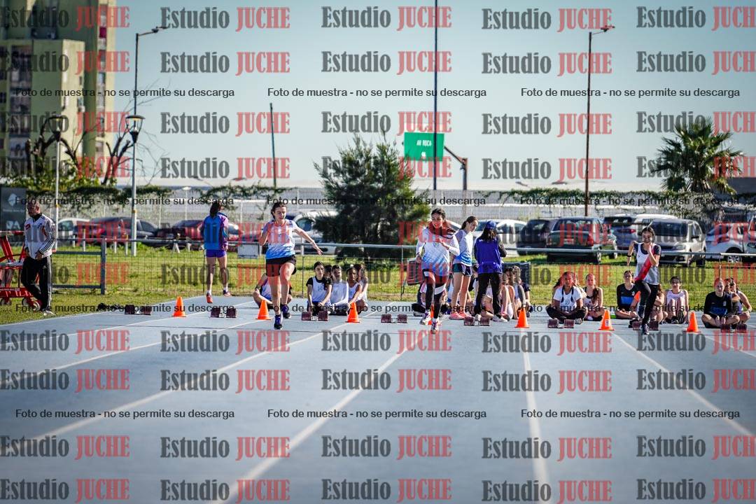 Fotos de los 80 m llanos de mujeres