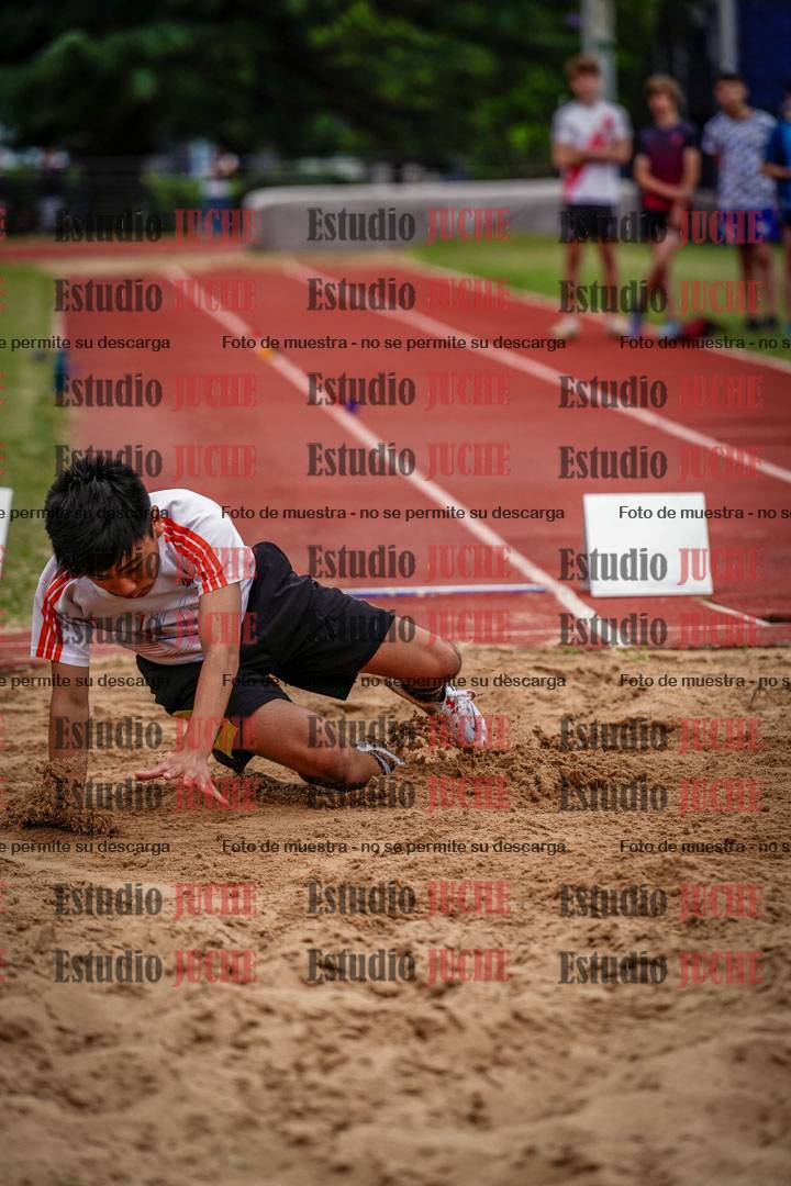 Fotos del salto en largo de varones - U14