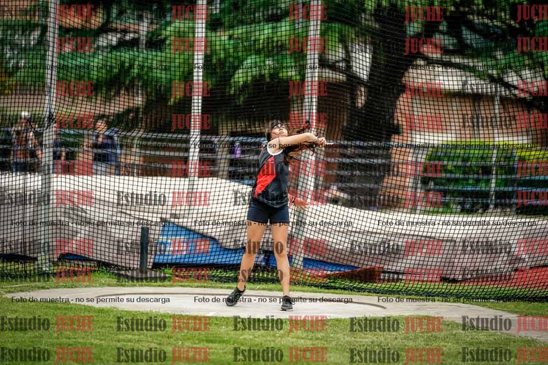 Fotos del lanzamiento de disco de mujeres y varones - U14