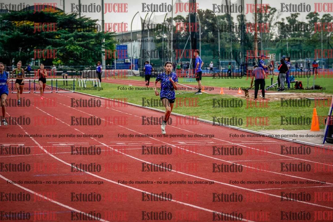 Fotos de los 295 m con vallas de mujeres