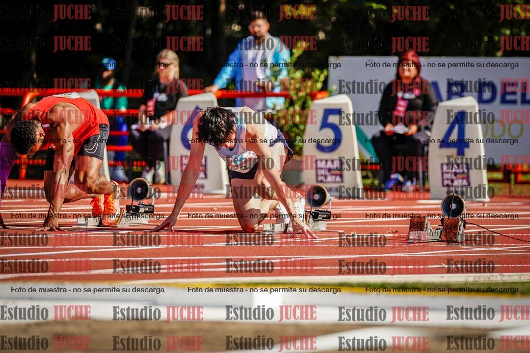 Fotos de los 100 m llanos de varones - deca 1
