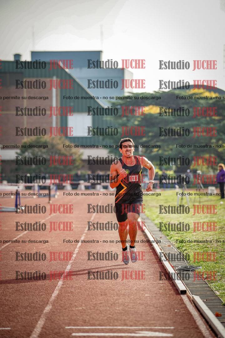 Fotos de los 3000 m con obstáculos de varones