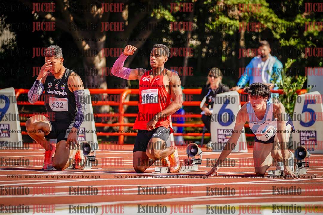 Fotos de los 100 m llanos de varones - deca 1