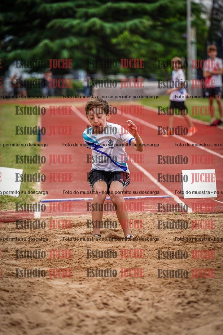 Fotos del salto en largo de varones - U14