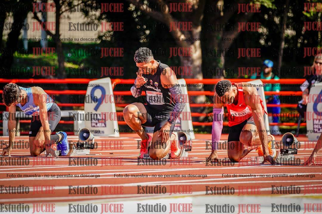Fotos de los 100 m llanos de varones - deca 1