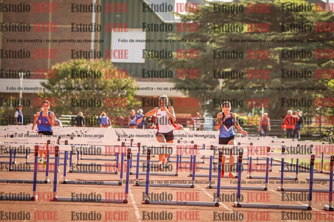 Fotos de los 100 m con vallas de mujeres