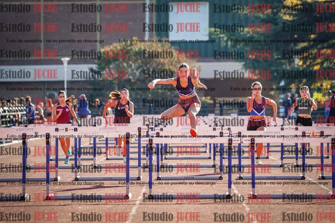 Fotos de los 100 m con vallas de mujeres