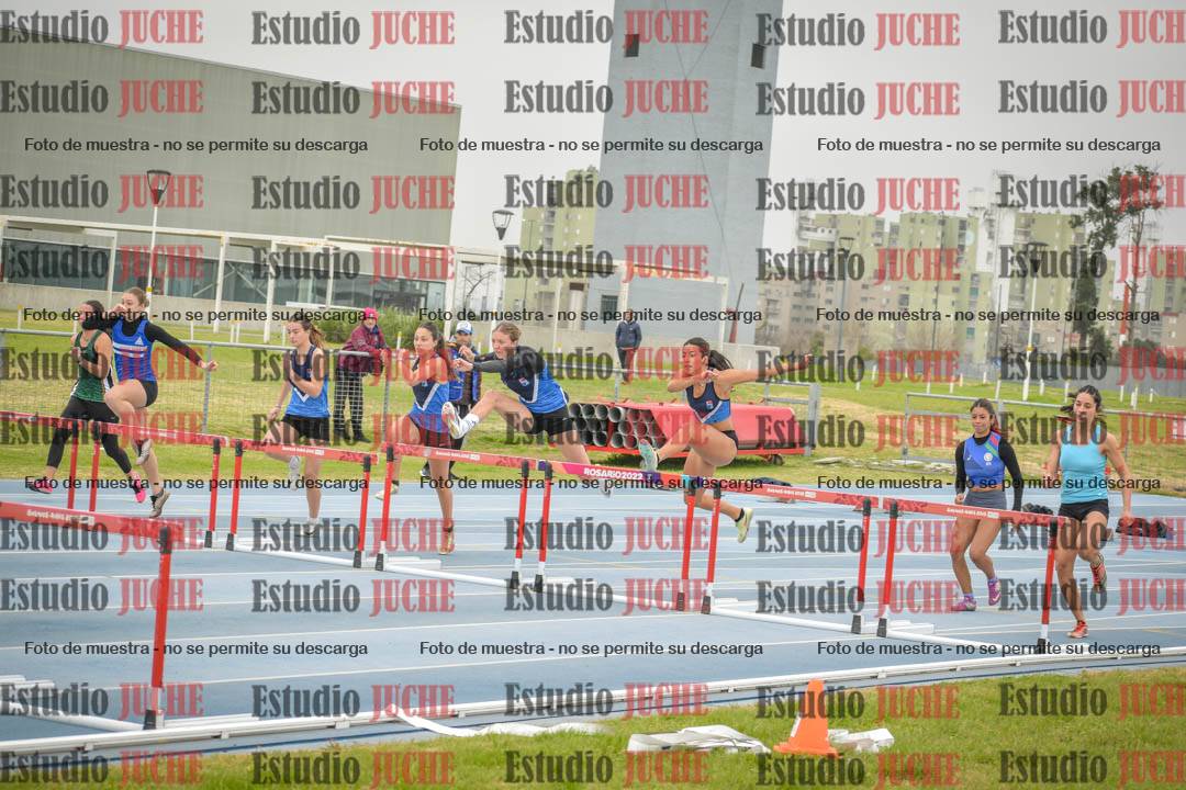 Fotos de los 100 m con vallas de mujeres