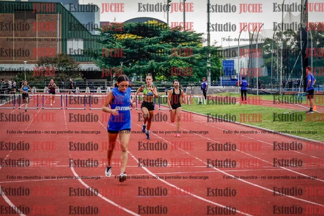 Fotos de los 295 m con vallas de mujeres