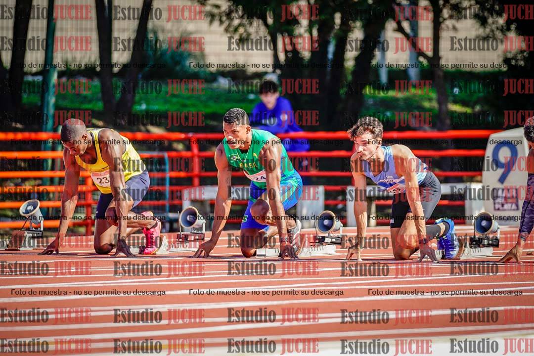 Fotos de los 100 m llanos de varones - deca 1