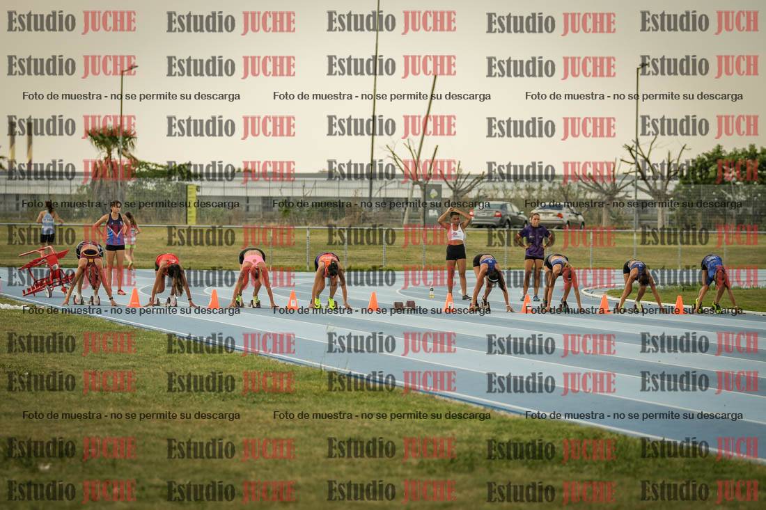Fotos de los 80 m llanos de mujeres