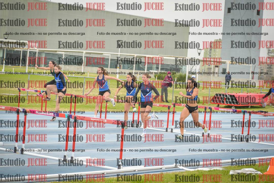 Fotos de los 100 m con vallas de mujeres
