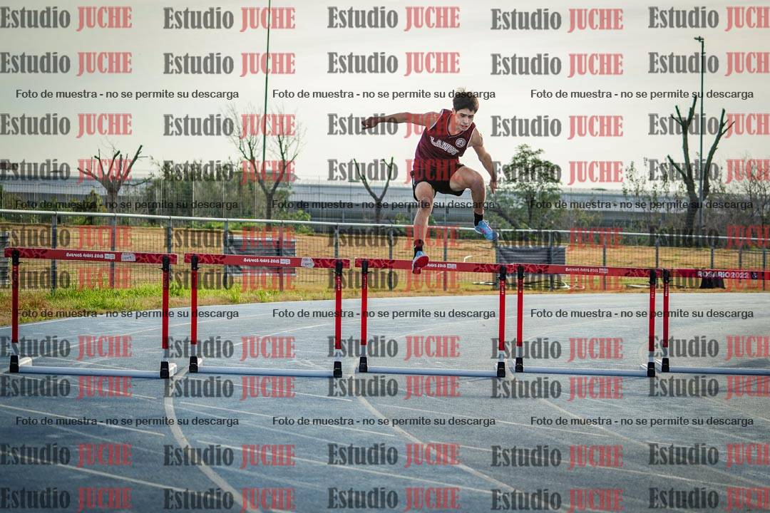 Fotos de los 400 m con vallas de varones
