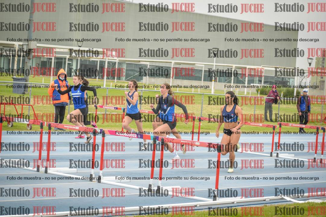 Fotos de los 100 m con vallas de mujeres