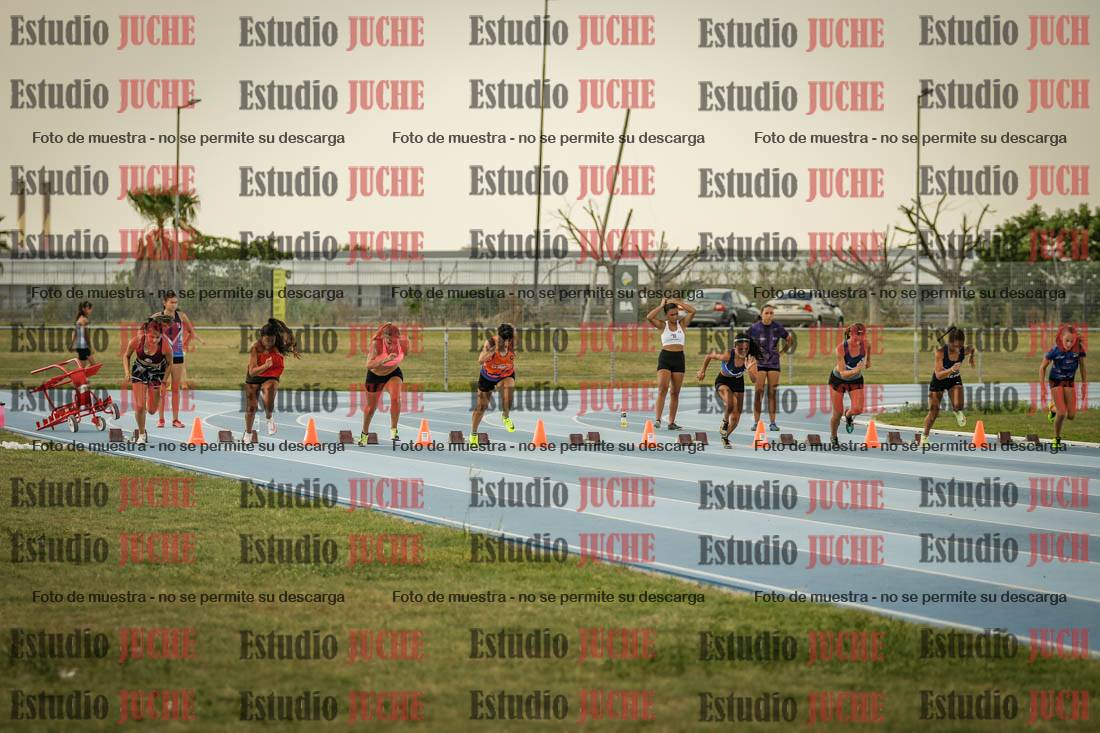 Fotos de los 80 m llanos de mujeres