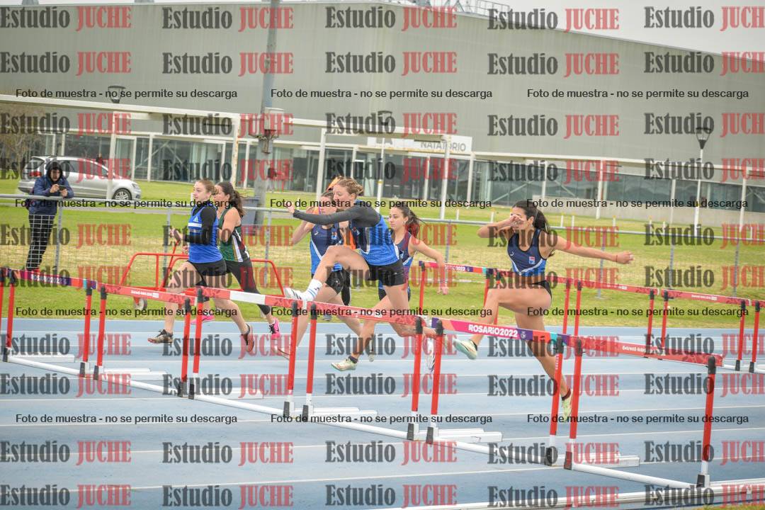 Fotos de los 100 m con vallas de mujeres