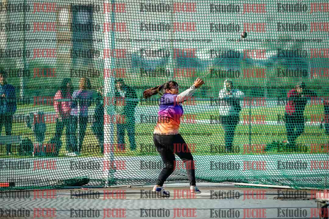 Fotos del lanzamiento de martillo de mujeres