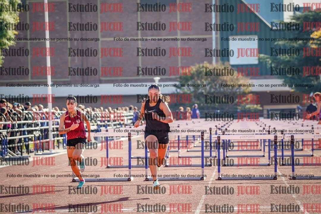Fotos de los 100 m con vallas de mujeres
