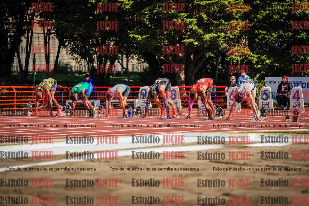 Fotos de los 100 m llanos de varones - deca 1