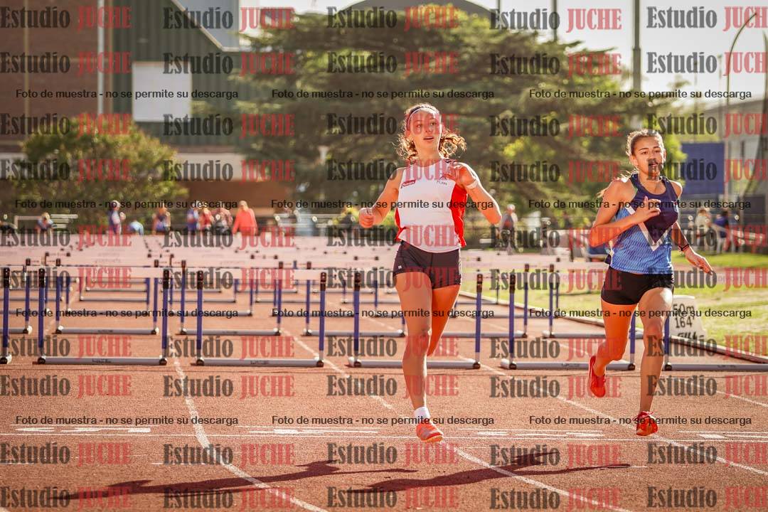 Fotos de los 100 m con vallas de mujeres