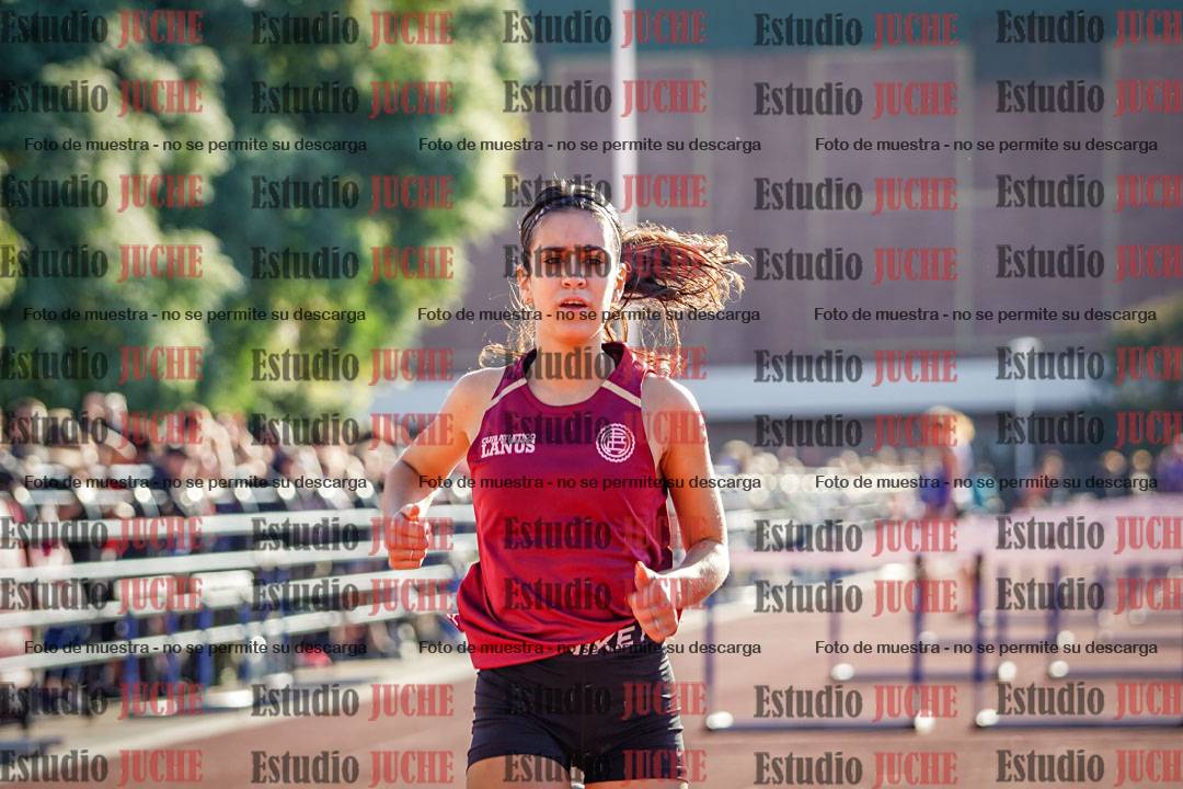 Fotos de los 100 m con vallas de mujeres