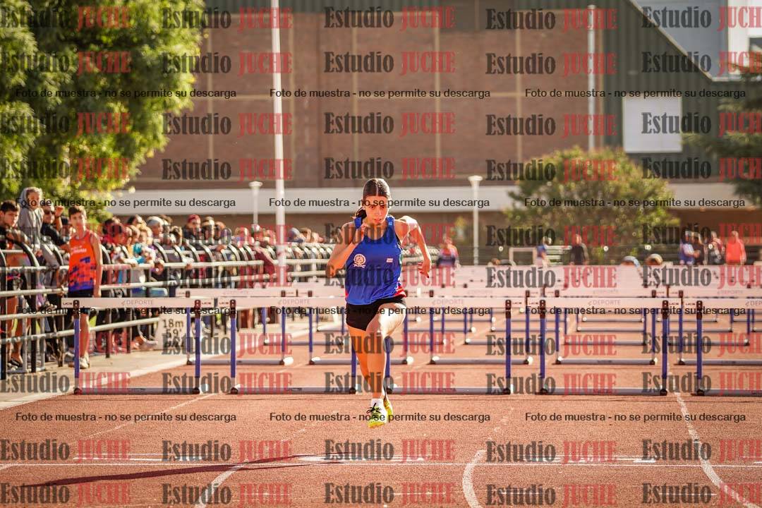 Fotos de los 100 m con vallas de mujeres