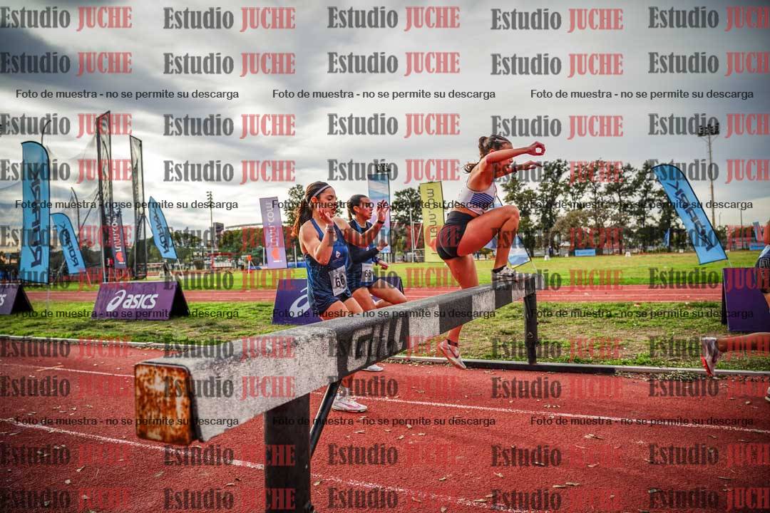 Fotos de los 2000 m con obstáculos de mujeres