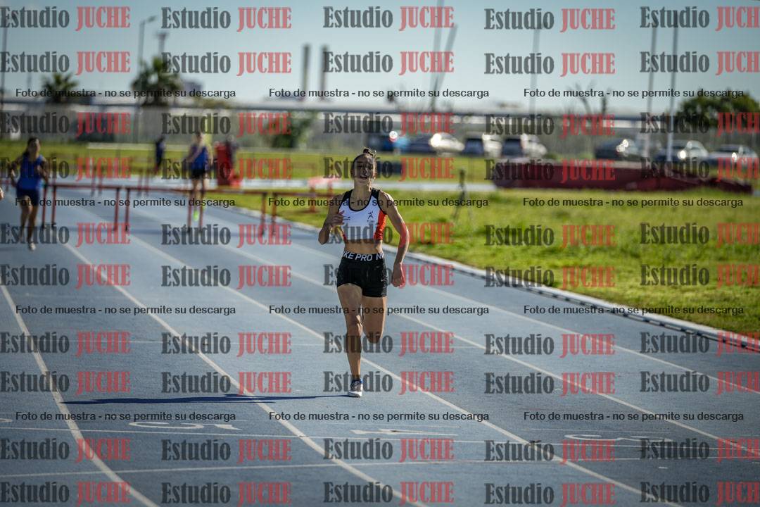 Fotos de los 400 m con vallas de mujeres