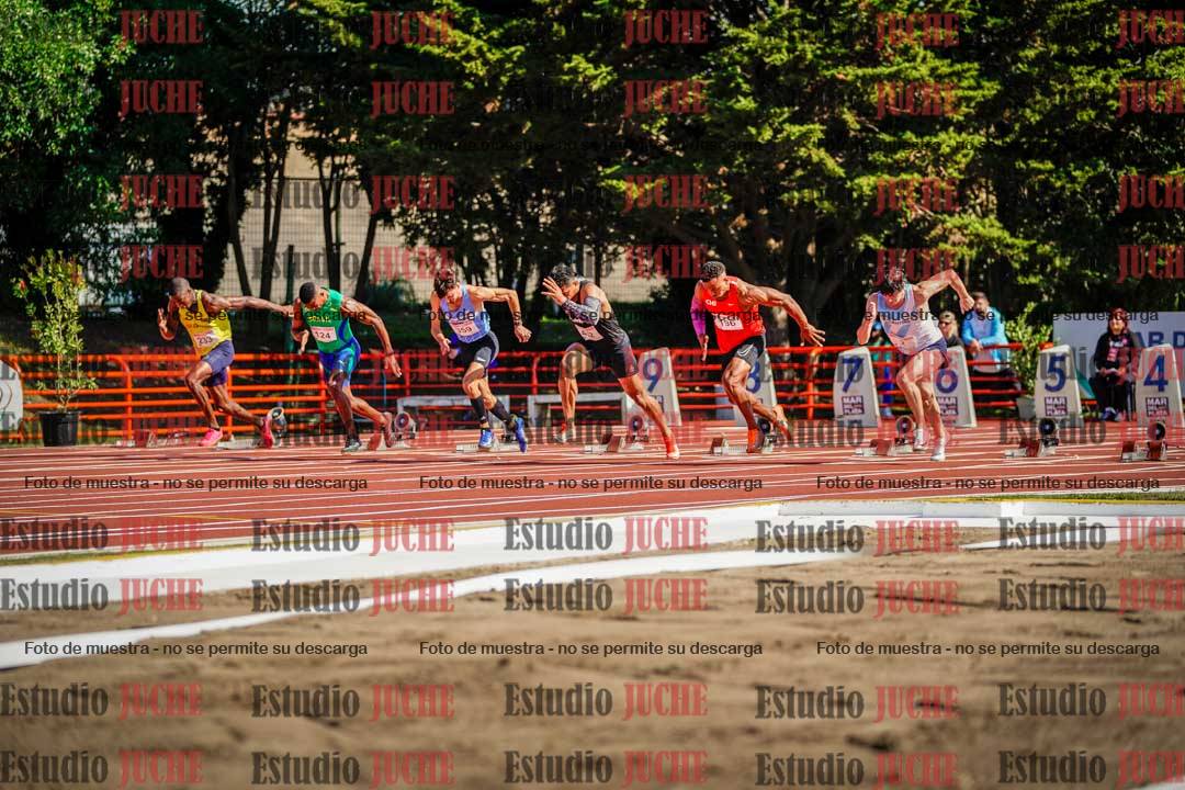 Fotos de los 100 m llanos de varones - deca 1