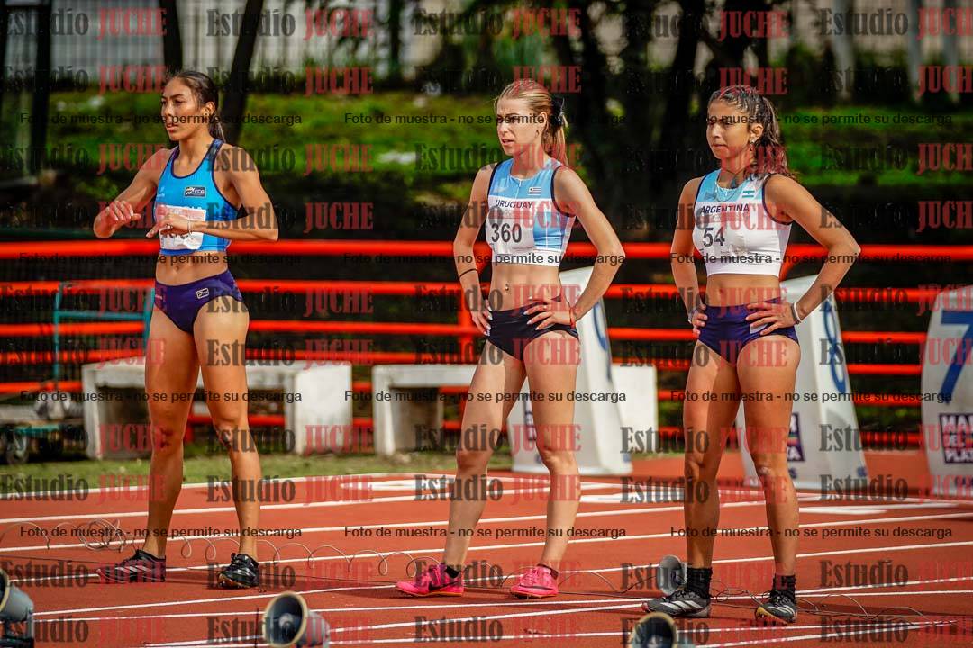 Fotos de los 100 m con vallas de mujeres