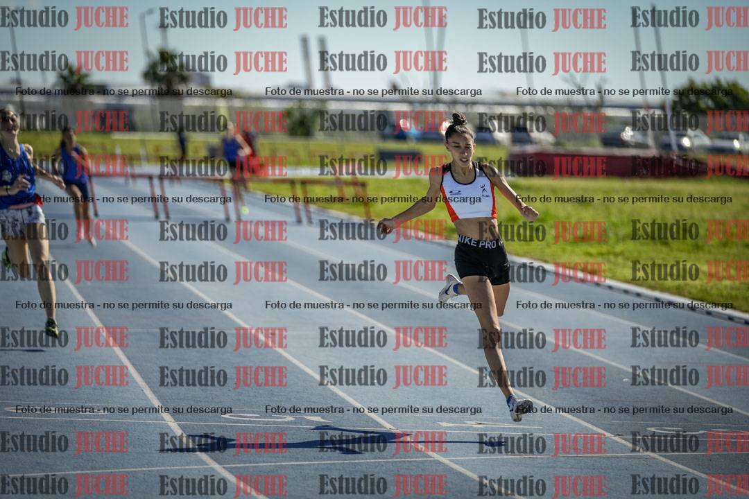 Fotos de los 400 m con vallas de mujeres