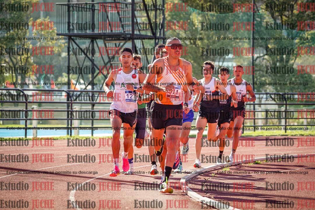 Fotos de los 10.000 m de varones - serie 1