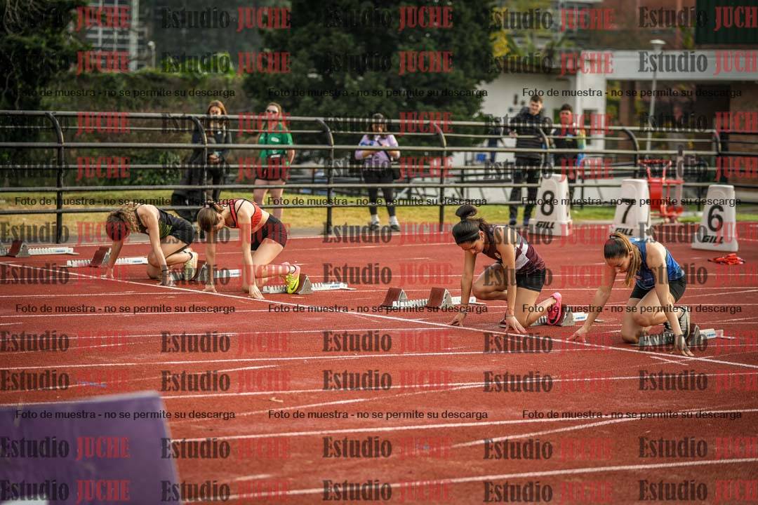 Fotos de los 100 m con vallas de mujeres